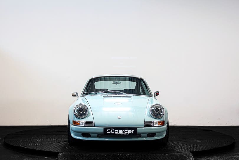 Porsche 911 Restomod The Supercar Rooms (8)