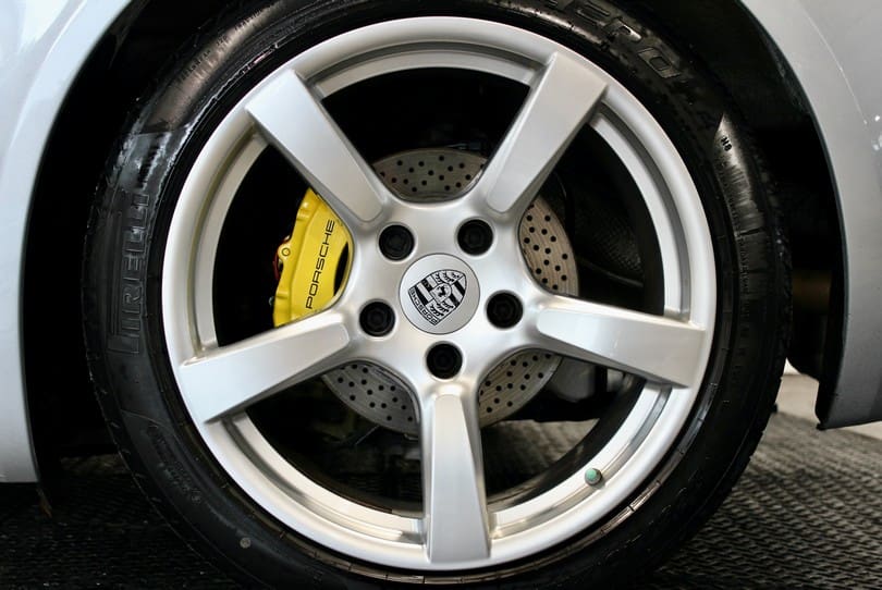 Porsche Cayman 718 The Supercar Rooms (27)