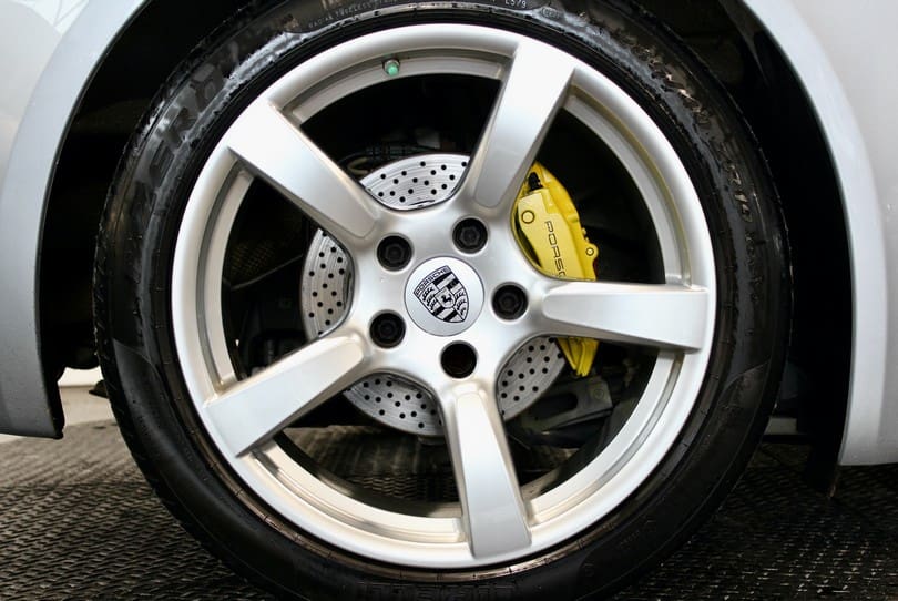 Porsche Cayman 718 The Supercar Rooms (29)