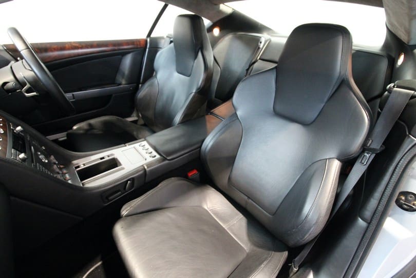 Aston Martin Db9 The Supercar Rooms (21)