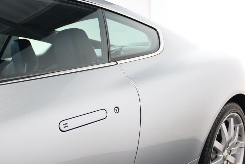 Aston Martin Db9 The Supercar Rooms (35)