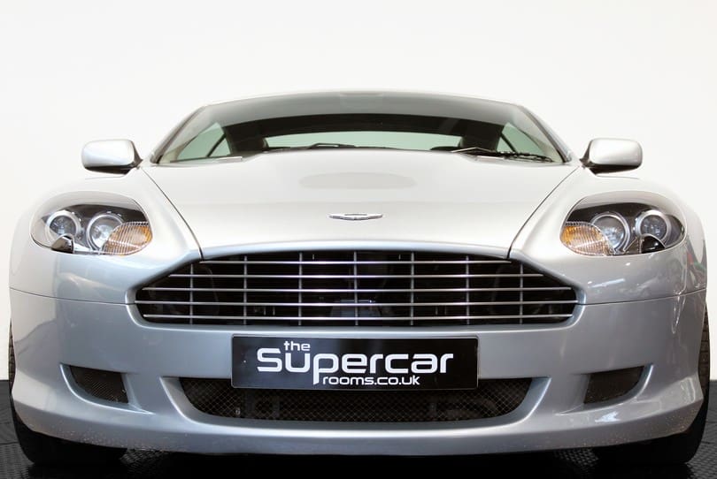 Aston Martin Db9 The Supercar Rooms (38)
