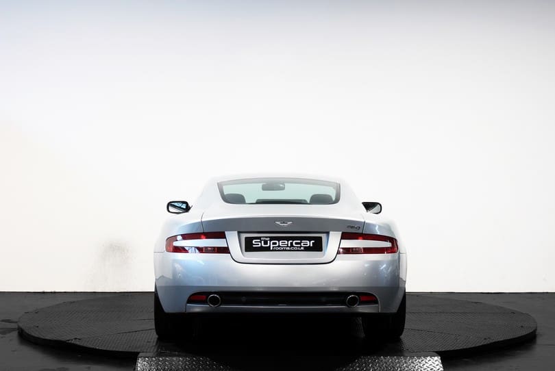 Aston Martin Db9 The Supercar Rooms (4)