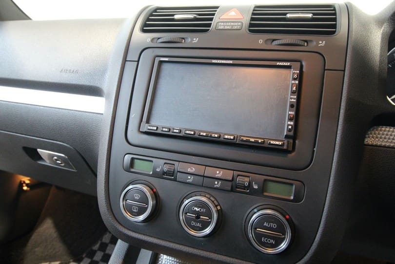 Vw Golf R32 The Supercar Rooms (15)