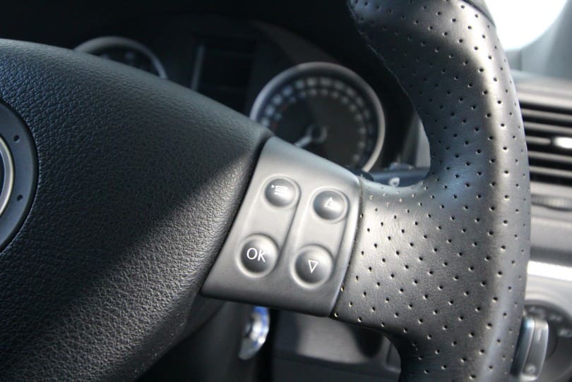 Vw Golf R32 The Supercar Rooms (17)