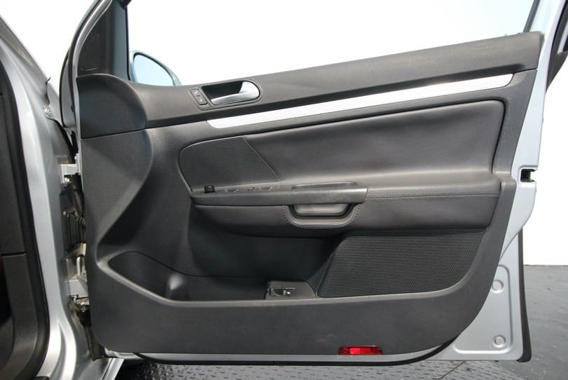 Vw Golf R32 The Supercar Rooms (20)
