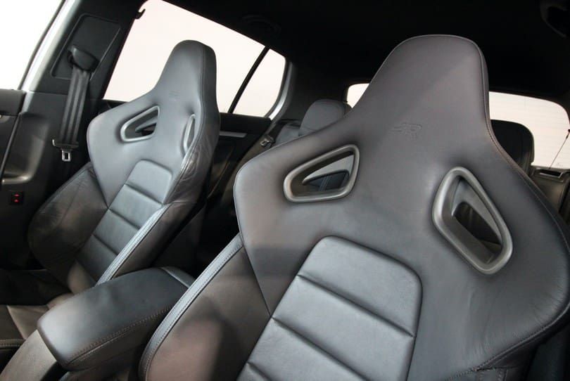 Vw Golf R32 The Supercar Rooms (24)