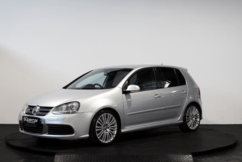 Vw Golf R32 The Supercar Rooms (7)