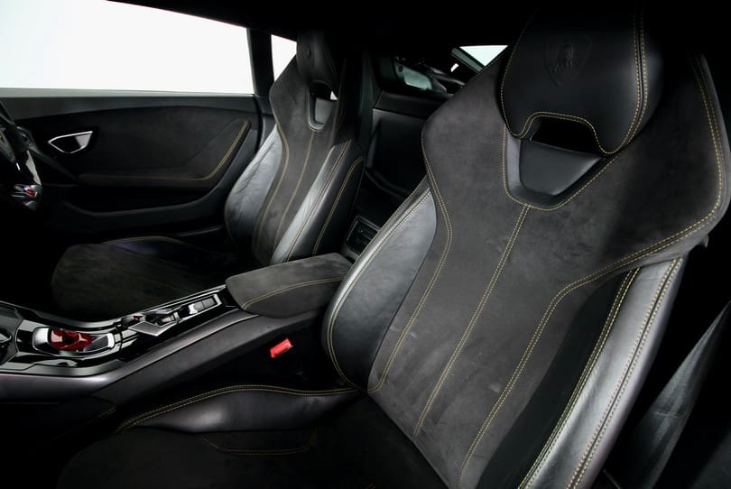 Lamborghini Huracan The Supercar Rooms (34)