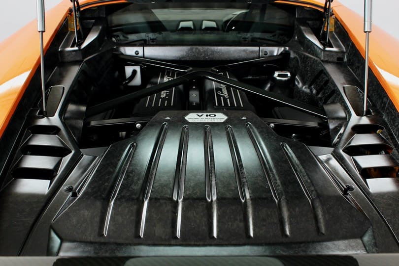 Lamborghini Huracan The Supercar Rooms (37)