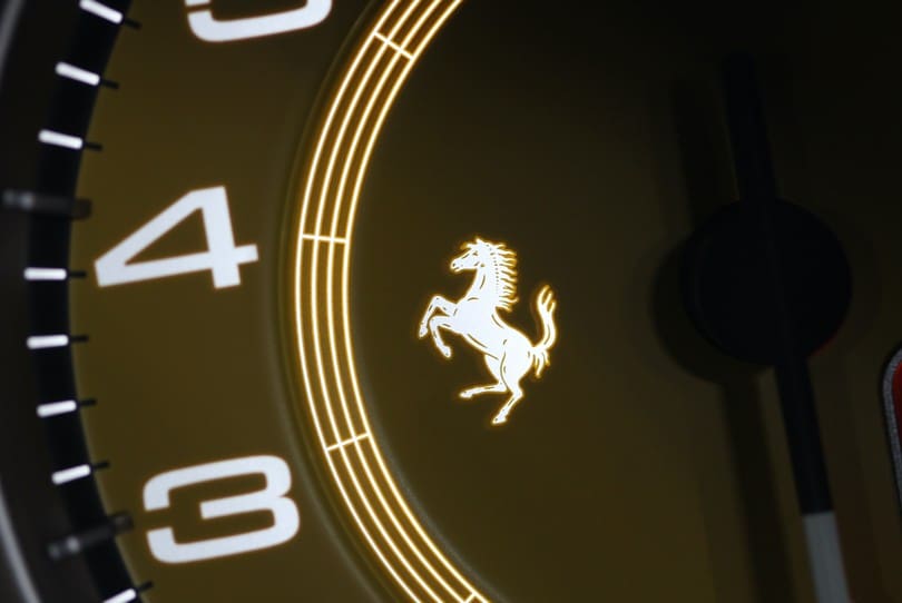 Ferrari 488 Gtb The Supercar Rooms (18)