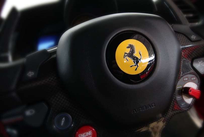 Ferrari 488 Gtb The Supercar Rooms (24)