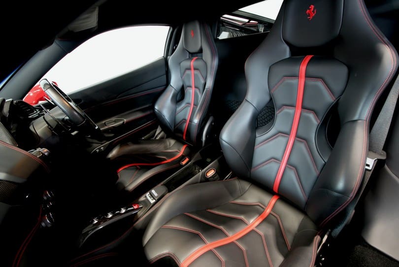 Ferrari 488 Gtb The Supercar Rooms (28)