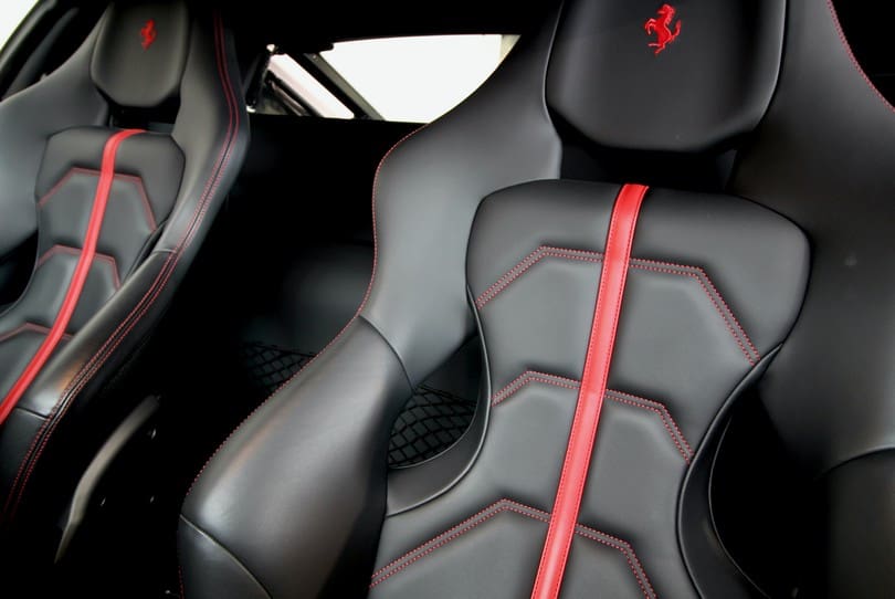 Ferrari 488 Gtb The Supercar Rooms (30)