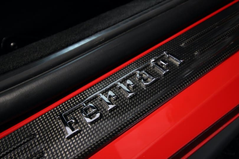 Ferrari 488 Gtb The Supercar Rooms (33)