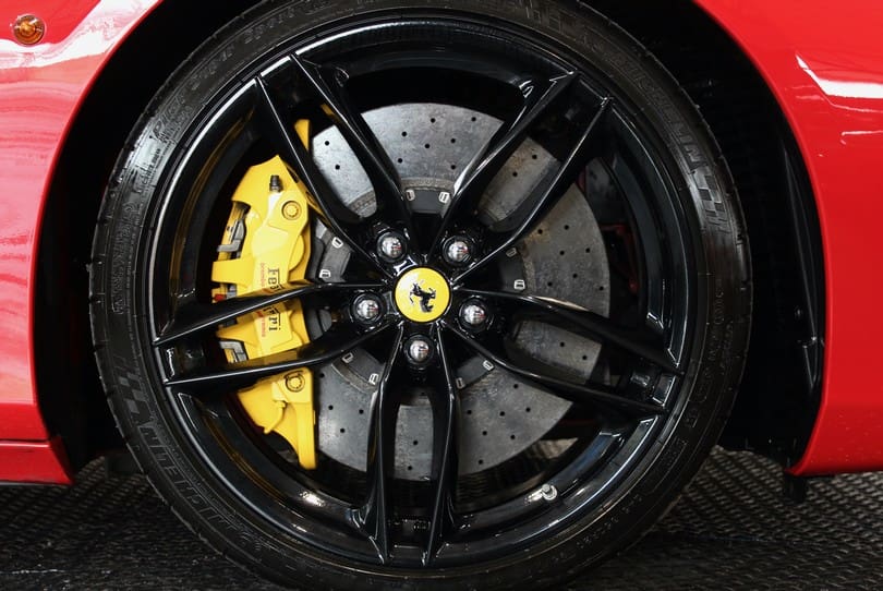 Ferrari 488 Gtb The Supercar Rooms (40)