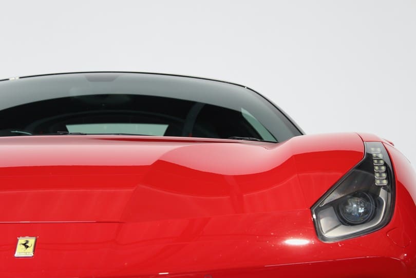 Ferrari 488 Gtb The Supercar Rooms (42)