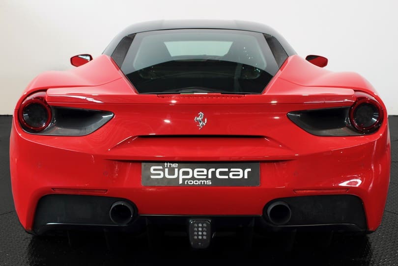 Ferrari 488 Gtb The Supercar Rooms (51)