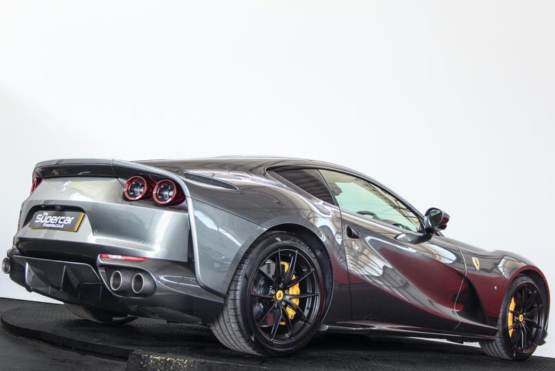 Ferrari 812 Superfast The Supercar Rooms (12)