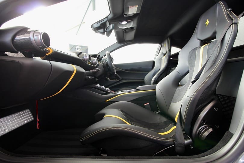 Ferrari 812 Superfast The Supercar Rooms (15)