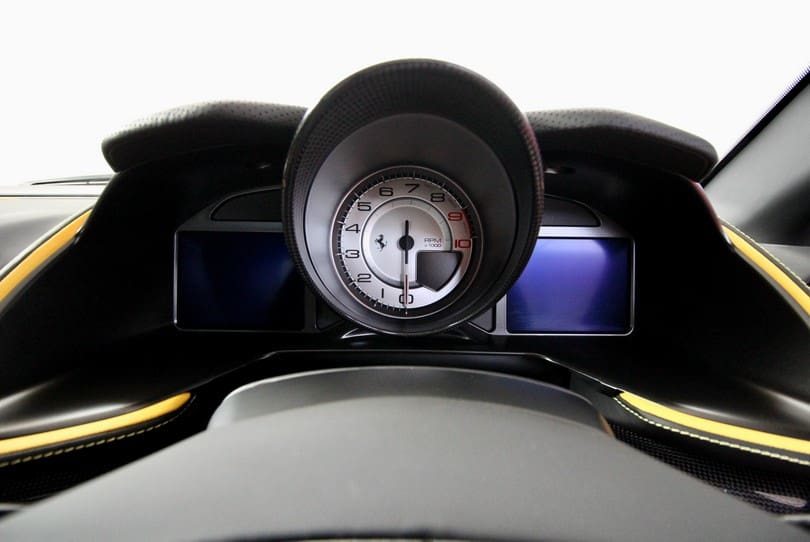 Ferrari 812 Superfast The Supercar Rooms (24)