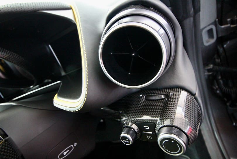 Ferrari 812 Superfast The Supercar Rooms (25)