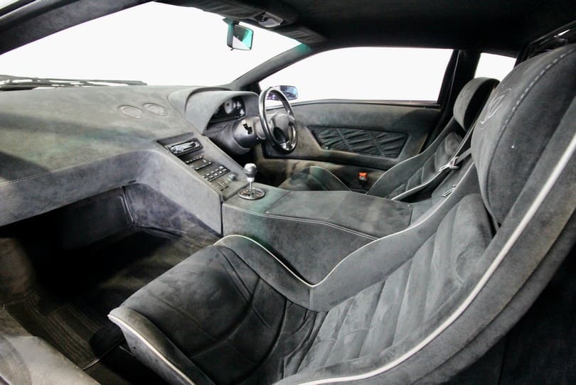 Lamborghini Diablo Sv The Supercar Rooms (12)