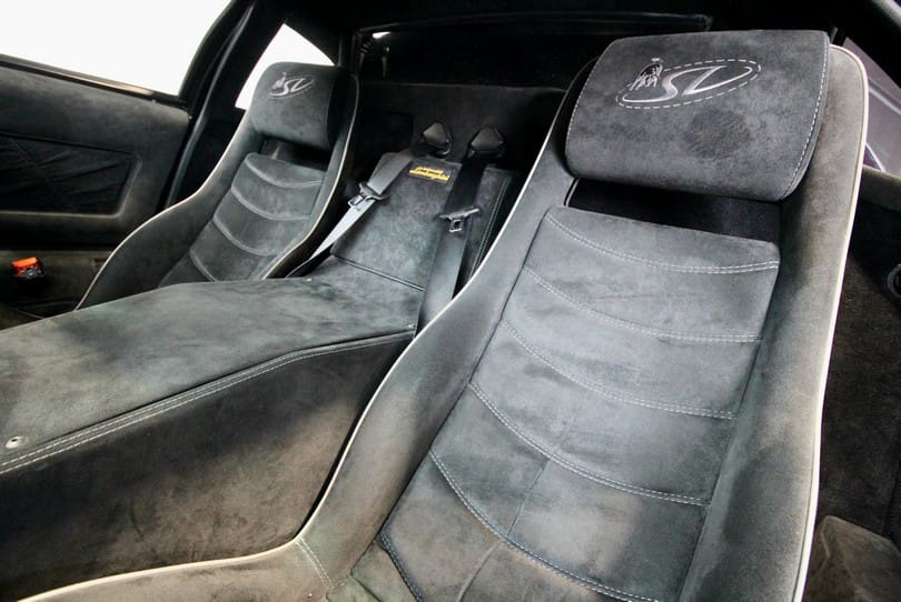 Lamborghini Diablo Sv The Supercar Rooms (22)