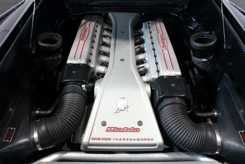 Lamborghini Diablo Sv The Supercar Rooms (27)