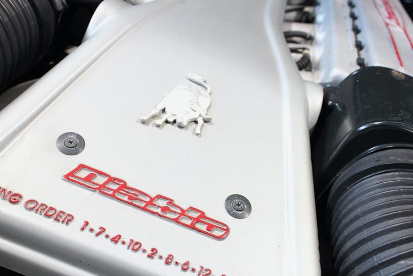 Lamborghini Diablo Sv The Supercar Rooms (28)