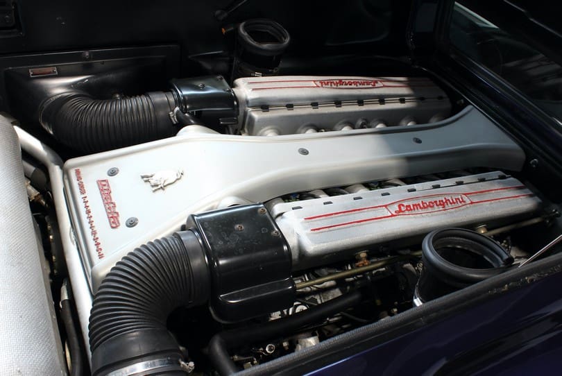 Lamborghini Diablo Sv The Supercar Rooms (29)