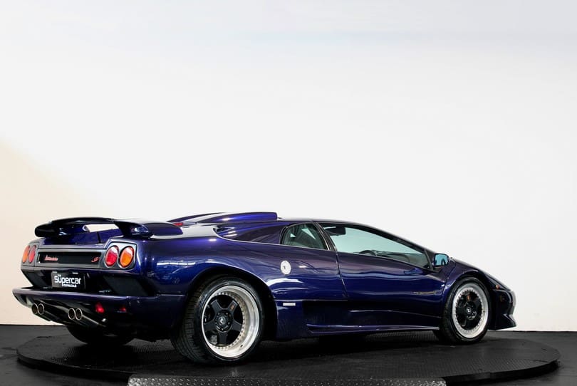 Lamborghini Diablo Sv The Supercar Rooms (3)