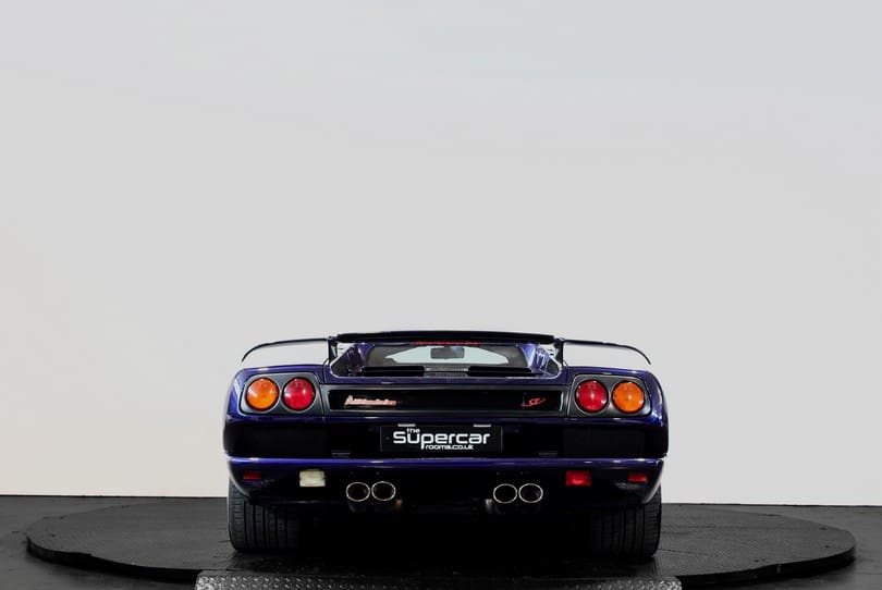 Lamborghini Diablo Sv The Supercar Rooms (4)