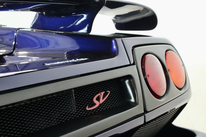 Lamborghini Diablo Sv The Supercar Rooms (42)