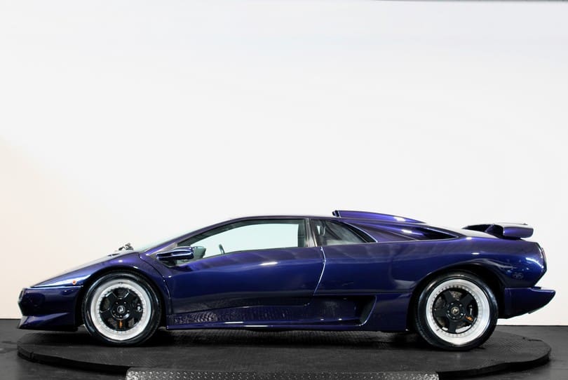 Lamborghini Diablo Sv The Supercar Rooms (6)