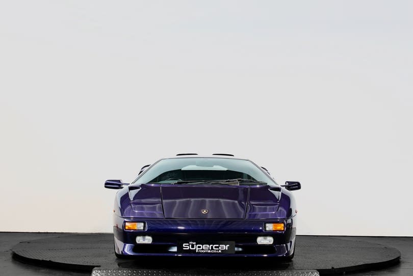 Lamborghini Diablo Sv The Supercar Rooms (8)