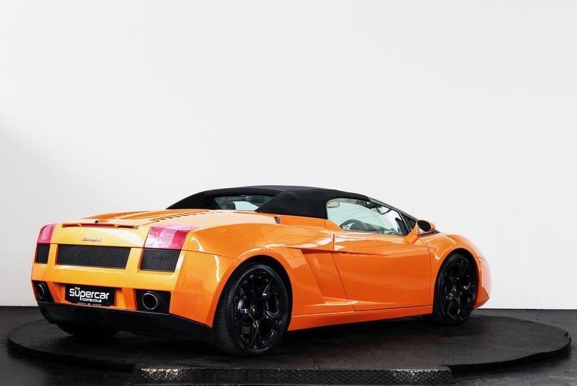 Lamborghini Gallardo Spyder The Supercar Rooms (11)