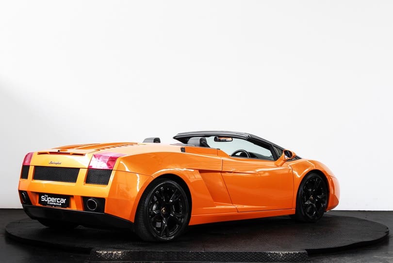 Lamborghini Gallardo Spyder The Supercar Rooms (3)