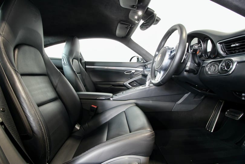 Porsche 991 Turbo The Supercar Rooms (10)