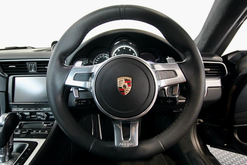 Porsche 991 Turbo The Supercar Rooms (13)