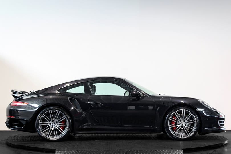 Porsche 991 Turbo The Supercar Rooms (2)