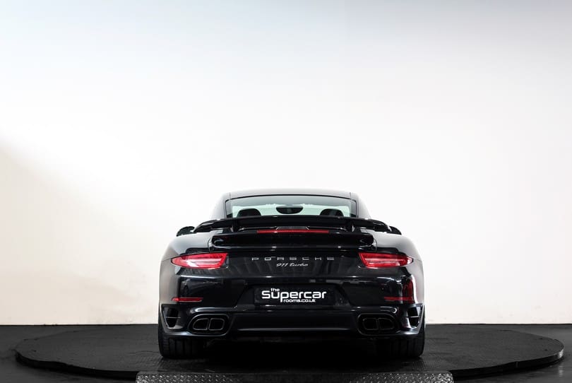 Porsche 991 Turbo The Supercar Rooms (4)