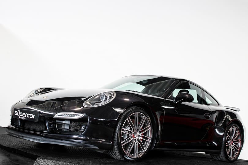 Porsche 991 Turbo The Supercar Rooms (43)