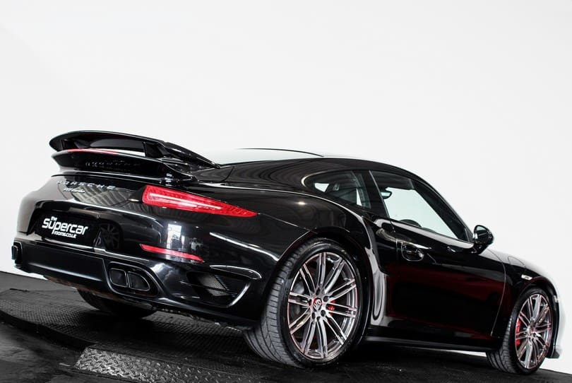 Porsche 991 Turbo The Supercar Rooms (44)