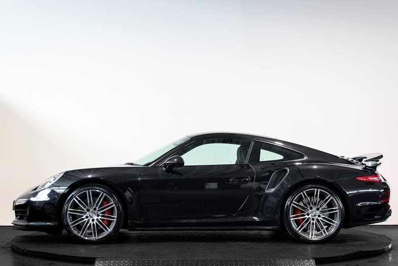 Porsche 991 Turbo The Supercar Rooms (6)