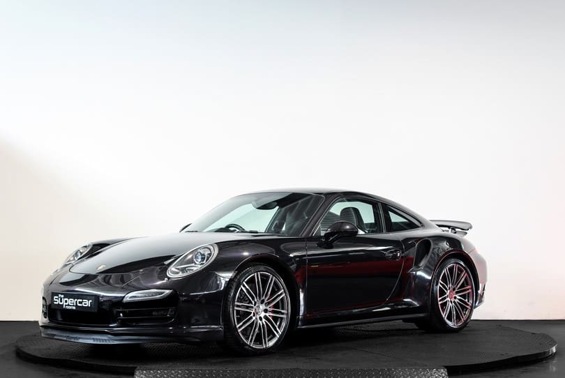 Porsche 991 Turbo The Supercar Rooms (7)