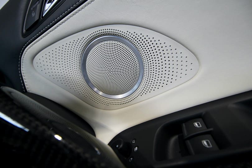 Audi R8 V10 Manual Spyder The Supercar Rooms (31)