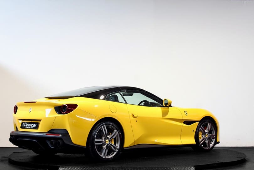 Ferrari Portofino The Supercar Rooms (11)