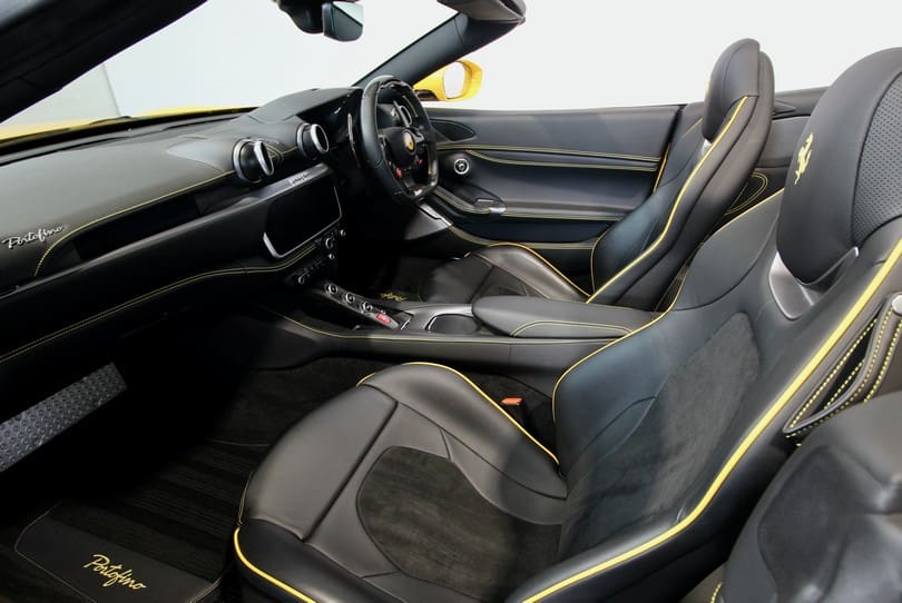 Ferrari Portofino The Supercar Rooms (15)