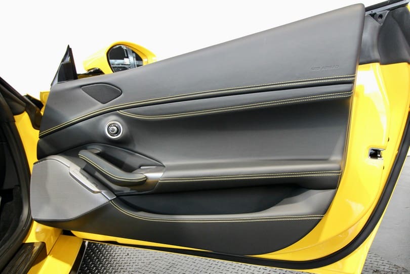 Ferrari Portofino The Supercar Rooms (25)